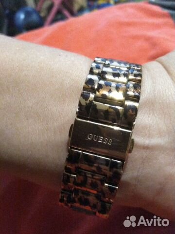 Часы Guess