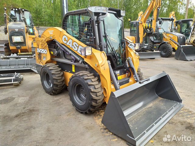 Мини-погрузчик case SV250 Мини-погрузчик case SV250