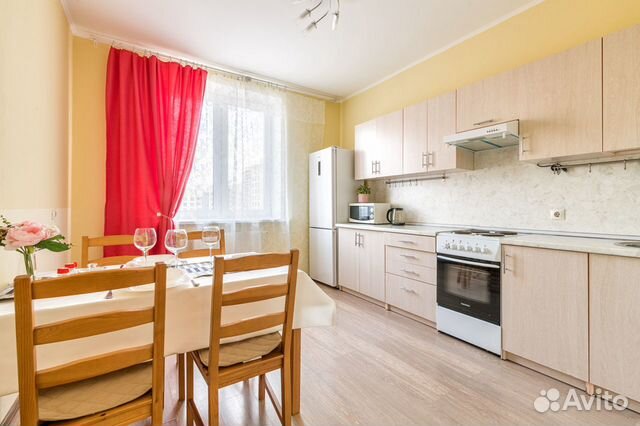 1-к квартира, 42 м², 17/18 эт. 1-к квартира, 42 м², 17/18 эт.
