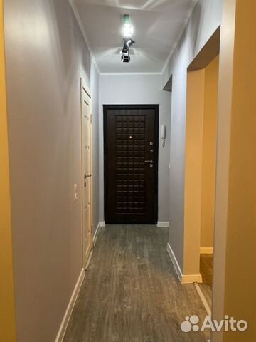 1-к квартира, 38 м², 8/10 эт.