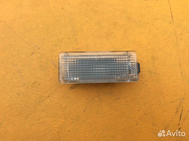 Плафон подсветки порога Mercedes w166 w205 W207 E Плафон подсветки порога Mercedes w166 w205 W207 E