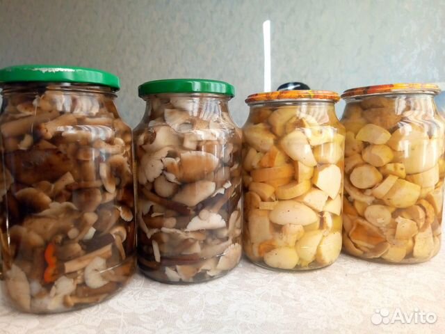 Грибы маринованные