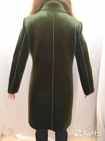 Зеленое пальто неопрен Emporio Armani оригинал Зеленое пальто неопрен Emporio Armani оригинал