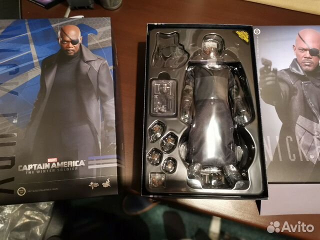hot toys nick fury