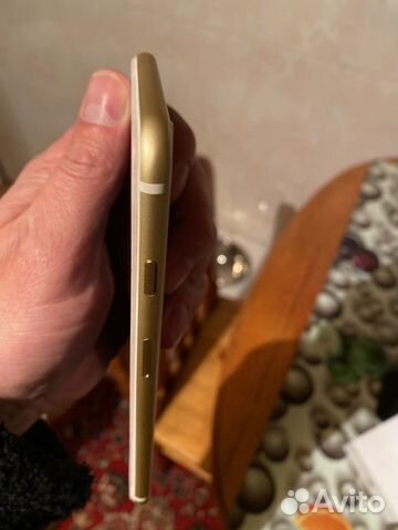 Телефон iPhone