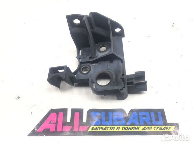 Крепление фары, кронштейн левое Subaru Impreza Wrx