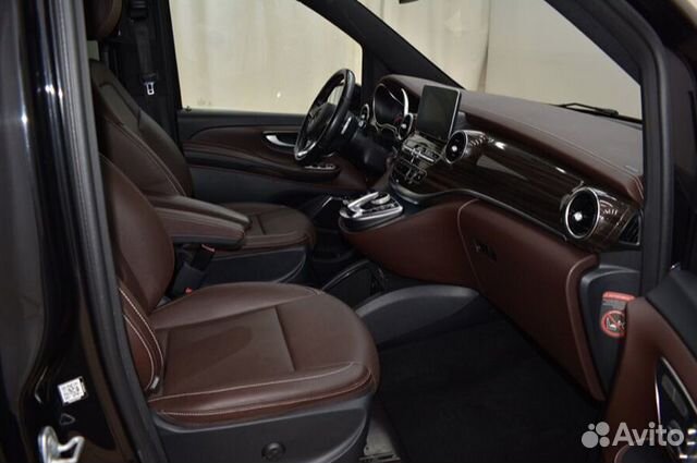 Аренда Mercedes-Benz V class (минивэн) с водителем Аренда Mercedes-Benz V class (минивэн) с водителем