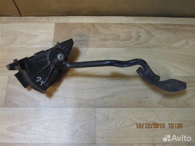 Педаль газа Audi А6 4В С5 ALT 2003 Педаль газа Audi А6 4В С5 ALT 2003