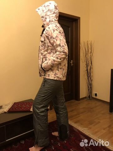 Спортивный костюм для зимних видов спорта(лыжный ) Спортивный костюм для зимних видов спорта(лыжный )