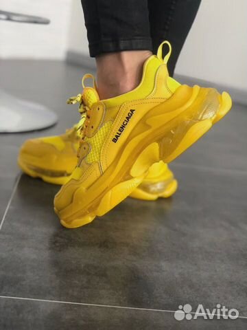 Кроссовки Balenciaga Triple S Pure Yellow Кроссовки Balenciaga Triple S Pure Yellow