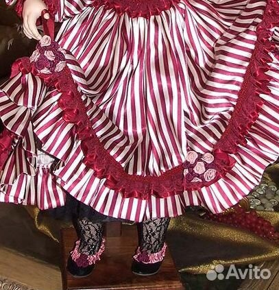 Большая фарфоровая кукла коллекционная Patricia Lo