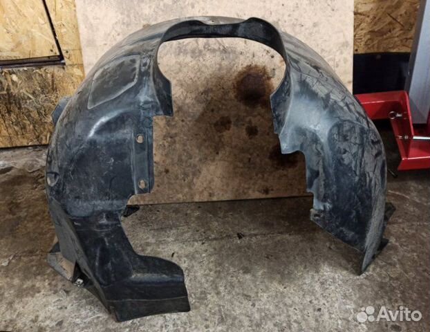 Подкрылок передний правый Ford Focus 3 2011-2018 Подкрылок передний правый Ford Focus 3 2011-2018
