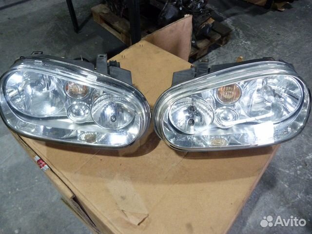 Фара левая,правая Volkswagen Golf 4 1997-2003 Фара левая,правая Volkswagen Golf 4 1997-2003