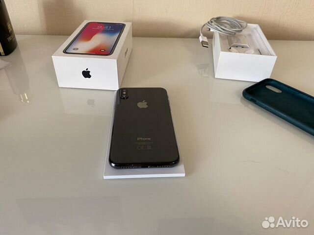 iPhone X 256gb полный комплект + чехол + стекло