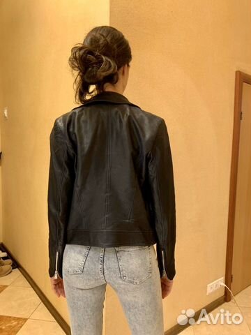 Куртка б/у кожаная Massimo Dutti