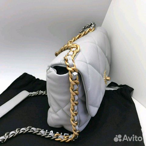 Сумка Chanel Flap 19 30 см Сумка Chanel Flap 19 30 см