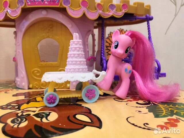My Little Pony замок и лошадки