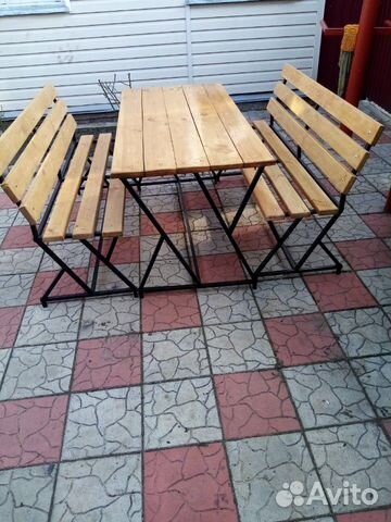Стол и скамейки