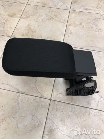 Подлокотник Шкода Суперб. Skoda Superb