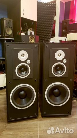 infinity studio monitor 215