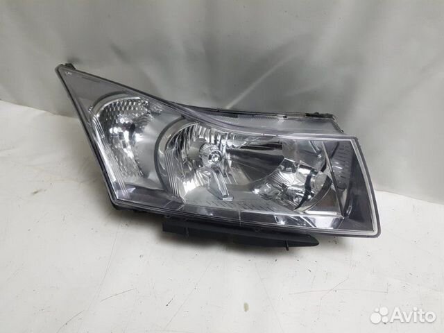 Фара правая Chevrolet Cruze 1