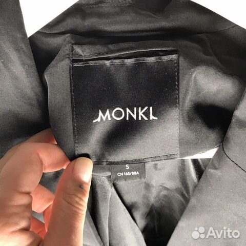Плащ monki Плащ monki