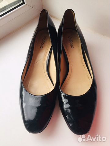 Лакированные туфли RiaRosa на низком каблуке 40 р