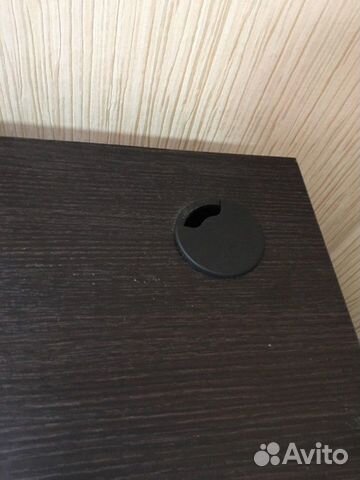 Угловой компьютерный письменный стол IKEA Угловой компьютерный письменный стол IKEA