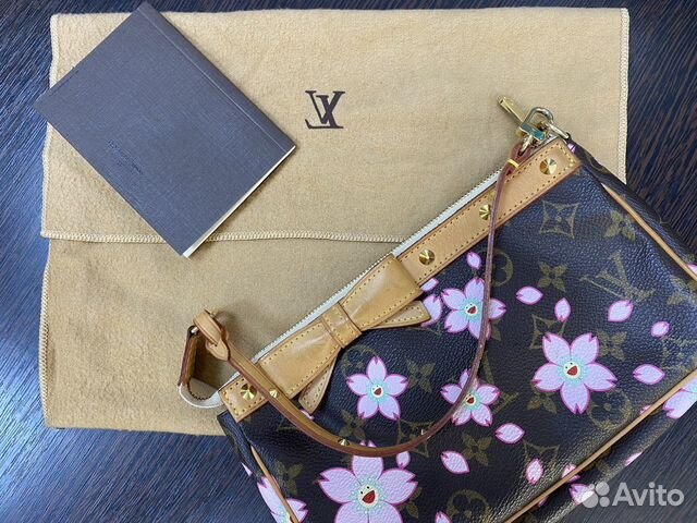 Клатч Louis Vuitton Клатч Louis Vuitton