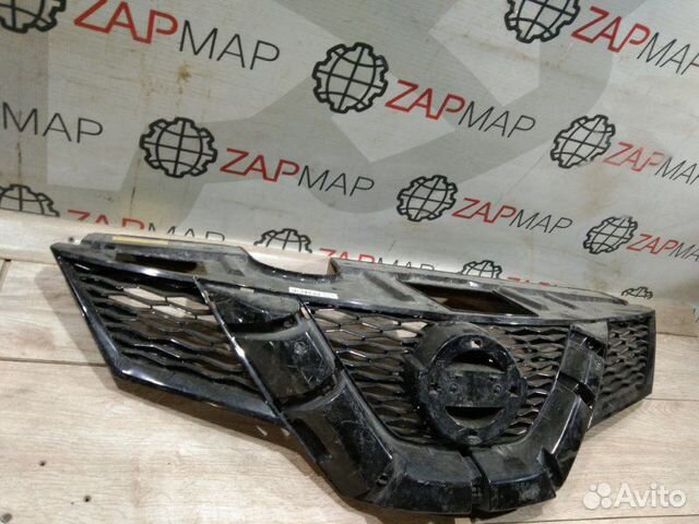 Решетка радиатора Nissan X-Trail 3 T32 2013 Решетка радиатора Nissan X-Trail 3 T32 2013