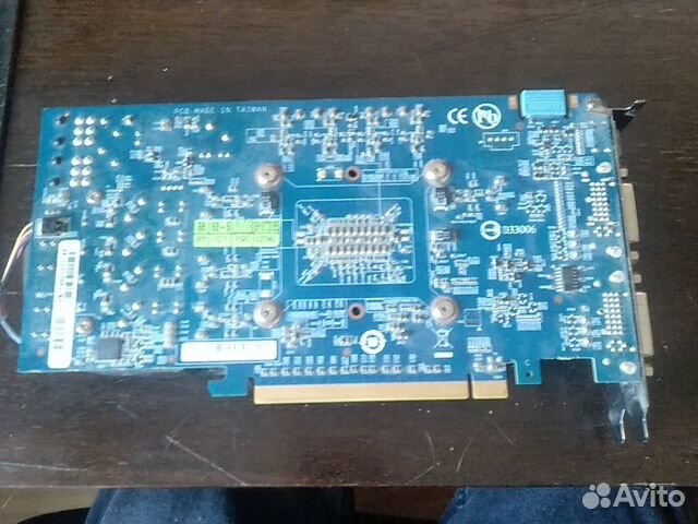 Gigabyte GeForce GTX 560 Ti 1 Гб gddr5