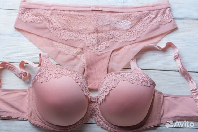 Комплект Triumph Beauty-Full Darling, 75D Комплект Triumph Beauty-Full Darling, 75D