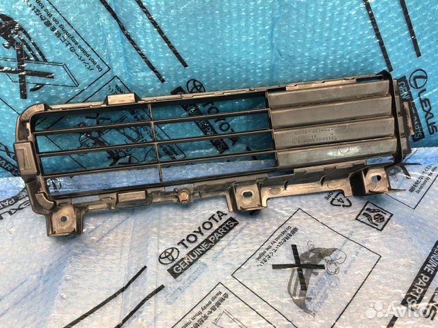 Решетка в бампер Lexus GX460 Решетка в бампер Lexus GX460