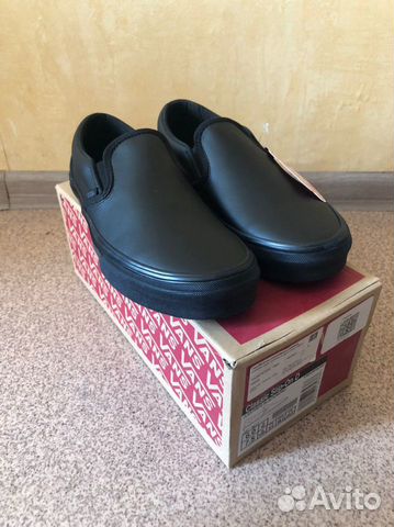 Слипоны новые Vans кожаные 38 размера Слипоны новые Vans кожаные 38 размера