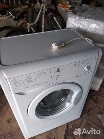 Стиральная машина Indesit wisn 101 Стиральная машина Indesit wisn 101