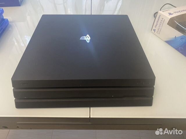 Sony PS4 pro 1tb