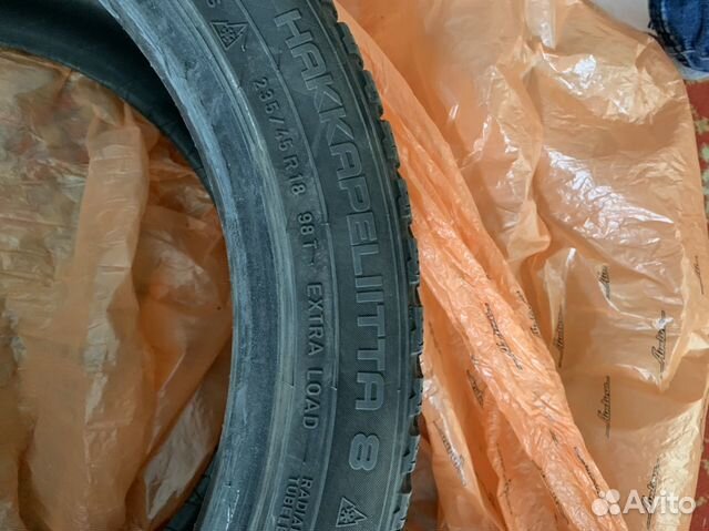 Nokian Hakkapelita 8 235/45 r18