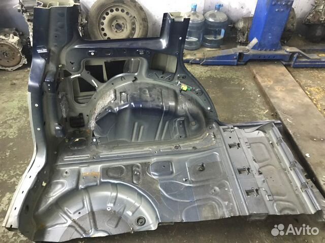 Крыло заднее левое Volkswagen Touran 1.4 бензин