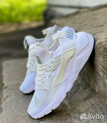Кроссовки Nike Air Huarache белые Кроссовки Nike Air Huarache белые
