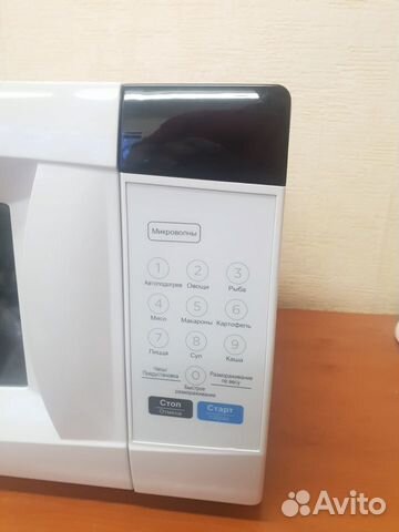 Новая свч Midea EM720CKE Новая свч Midea EM720CKE