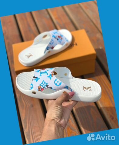 Сланцы Louis Vuitton Сланцы Louis Vuitton