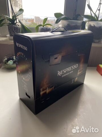 Кофемашина Nespresso Essenza Mini Кофемашина Nespresso Essenza Mini
