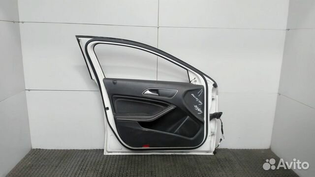 Дверь боковая левая передняя Mercedes A W176, 2015