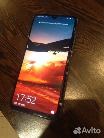 Телефон Huawei Телефон Huawei