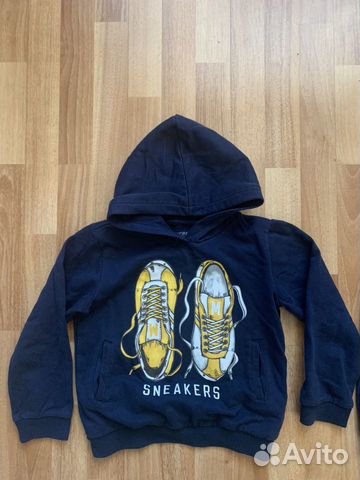 Костюм спортивный