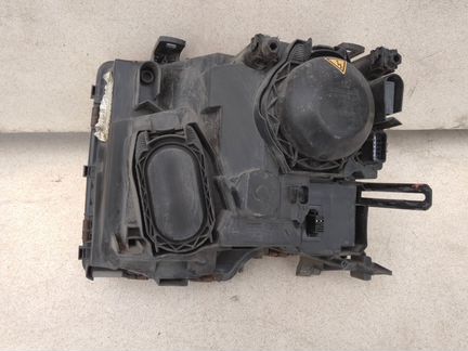 Фара правая ксенон Range Rover Vogue XBC000386