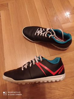 Детские футбольные бутсы