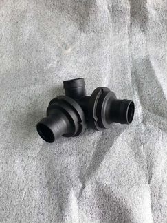 Обратный клапан вентиляции газов Porsche Cayenne