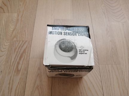 Светодиодный светильник с датчиком движения