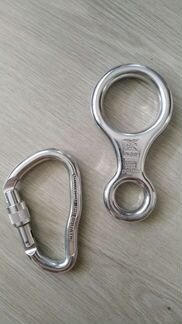 Карабин и страховочное устройство 8-ка